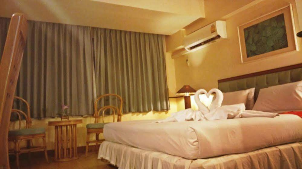Sena Place Hotel Bangkok Luaran gambar